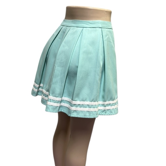Hot Topic Mint White Pleated Mini Cheer Skirt Preppy Goth Anime Size Small - Picture 3 of 12